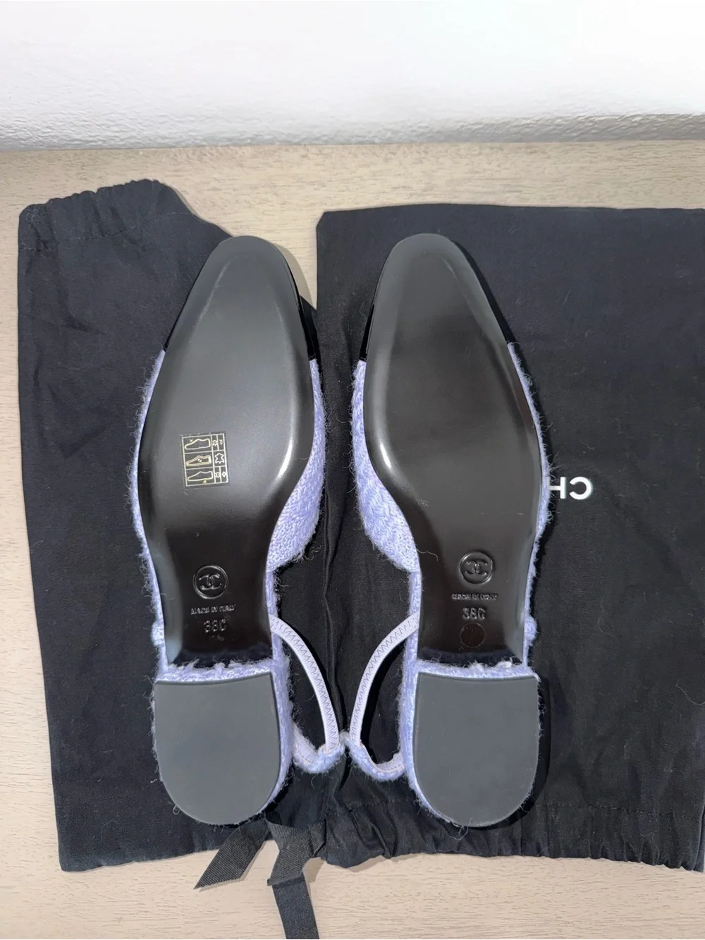 CHANEL Lavender Bouclé Slingback Flats with Black Patent Cap Toe Sz 38 - Picture 9 of 10